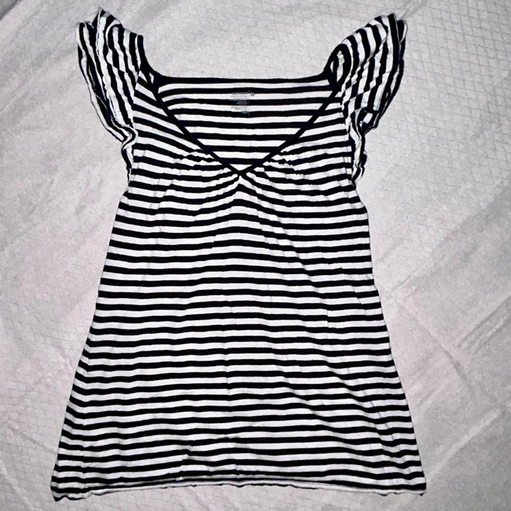 Y2K Black & White Striped Top Flowy Short Flutter Sleeve Blouse V-Neck Chic M - Picture 3 of 8